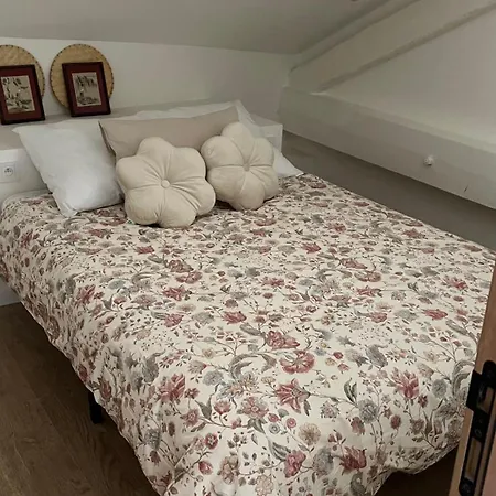 Au-lac Loft Renove En 2024 펜션 루르드
