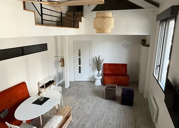 Au-lac Loft Renove En 2024 Holiday home *